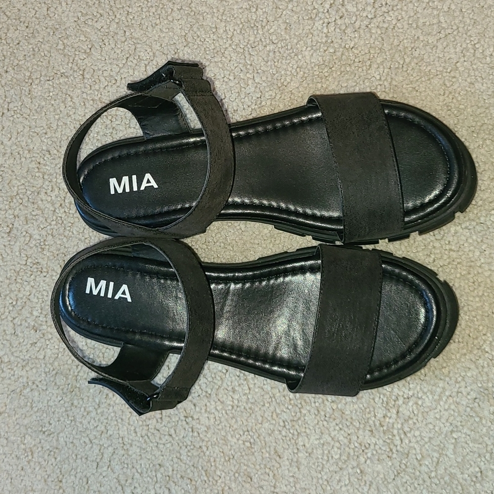 Mia Black Chunky Sandals View 5